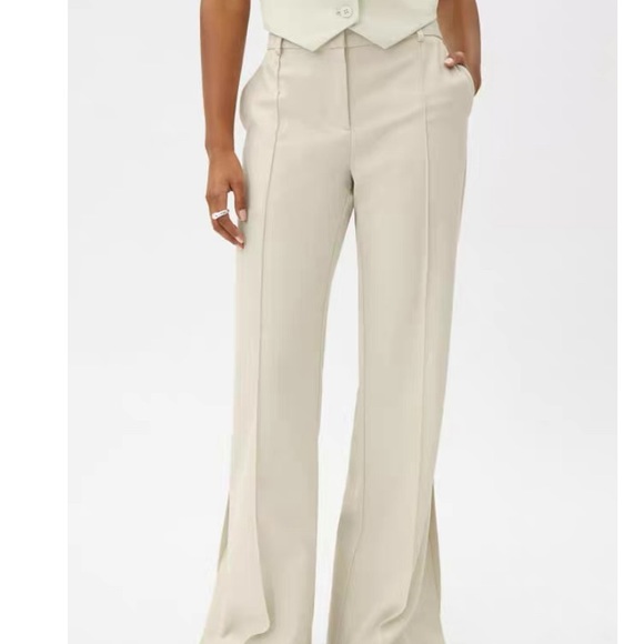 Brand new Weekday trousers - Picture 3 of 3